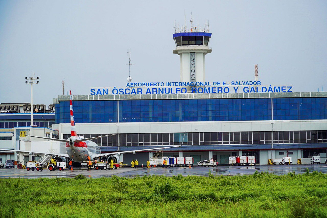 Aeropuerto San Óscar Romero